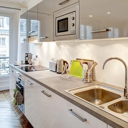 Apartment Rue De Rivoli